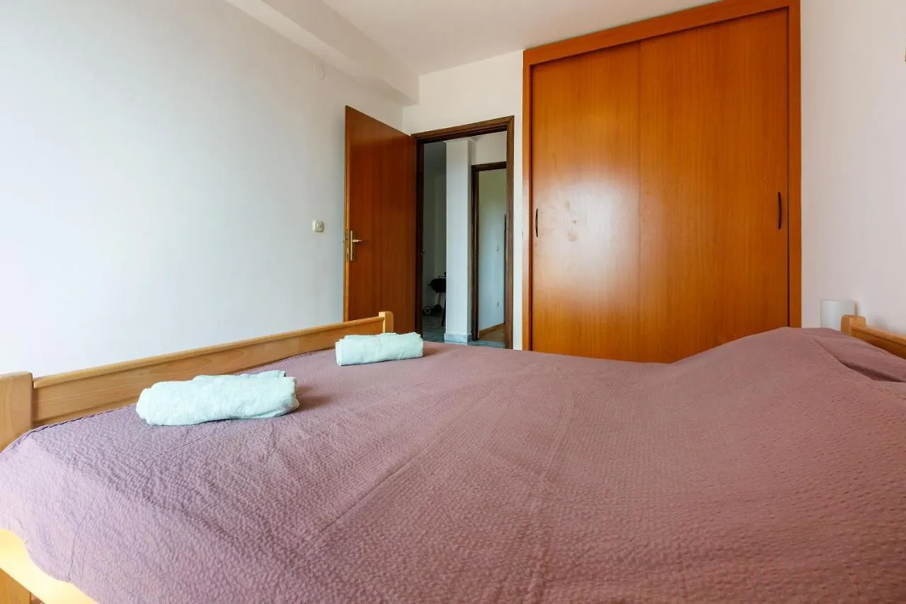 Apartments Bartulin ツリクヴェニツァ